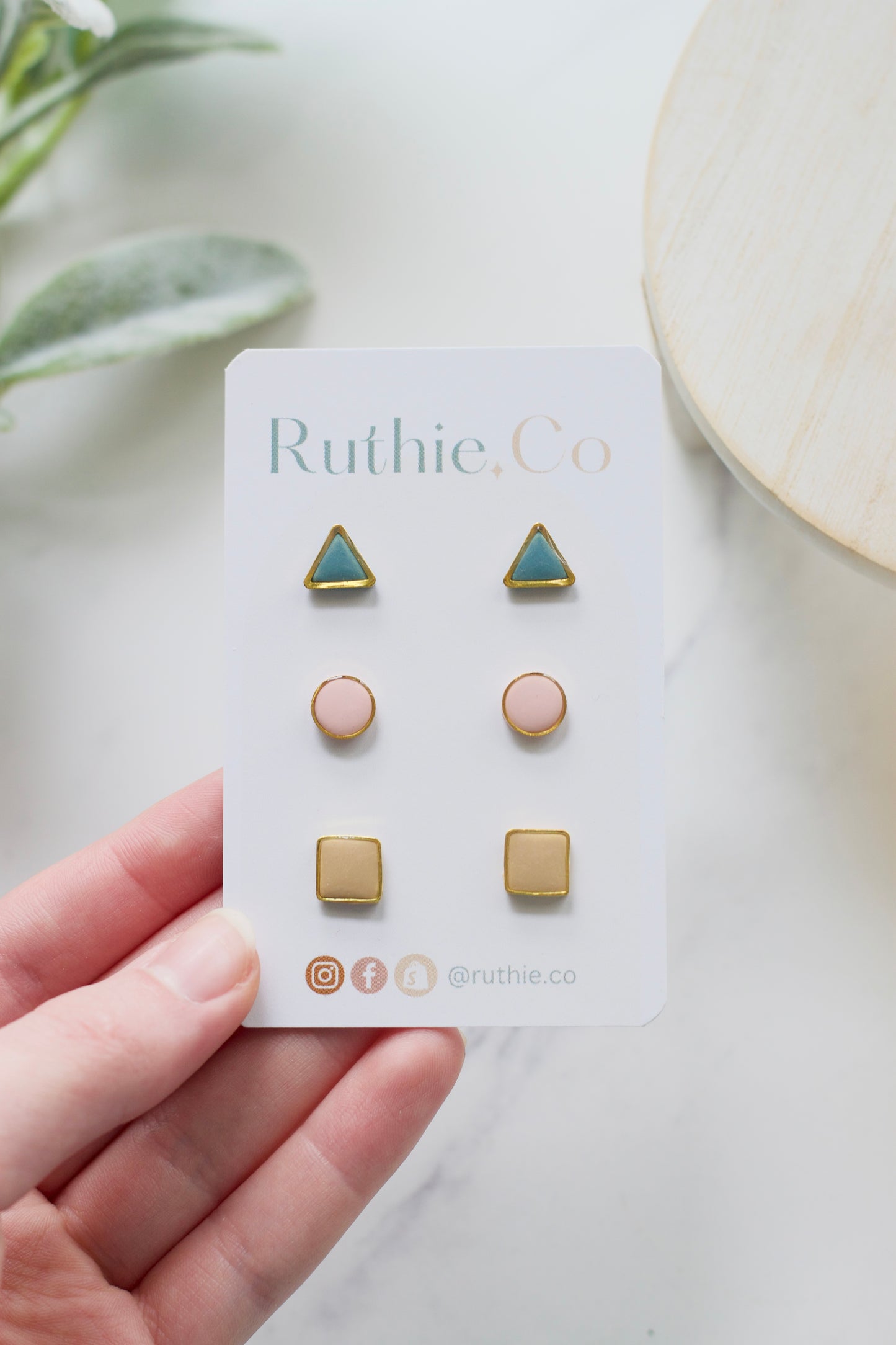 Gold Trimmed Stud Pack