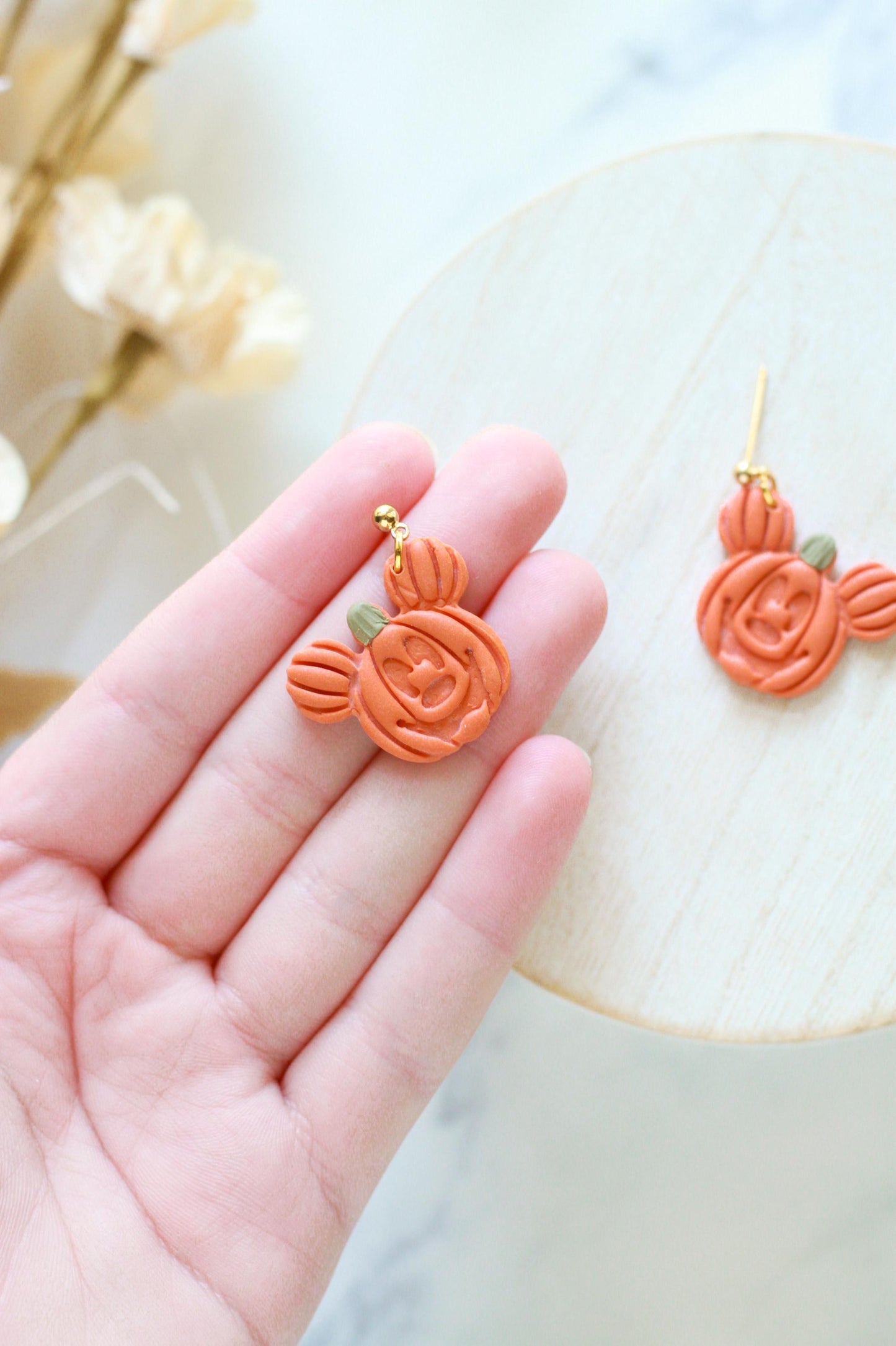 Mickey Jack O Lantern Dangles