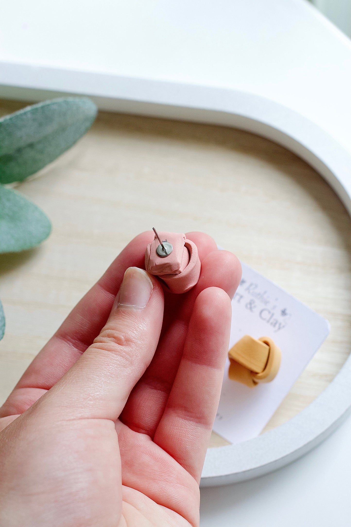 Large Ribbon Knot Studs