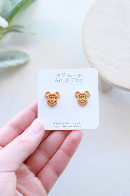 Mickey Snack Studs